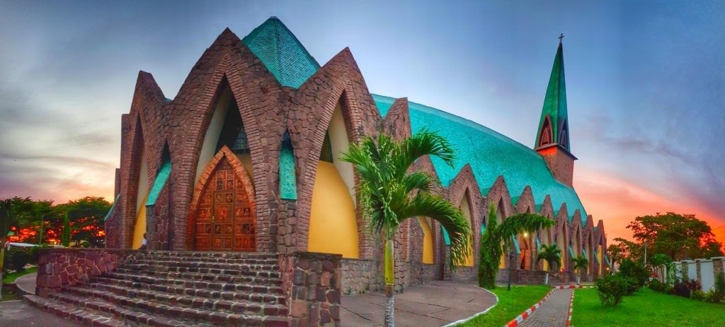 Basilique Sainte-Anne de Brazzaville